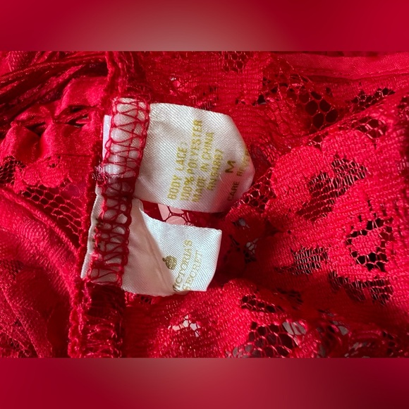 Victoria secret gold label Elegant Red Lace Lingerie Set - Picture 8 of 8